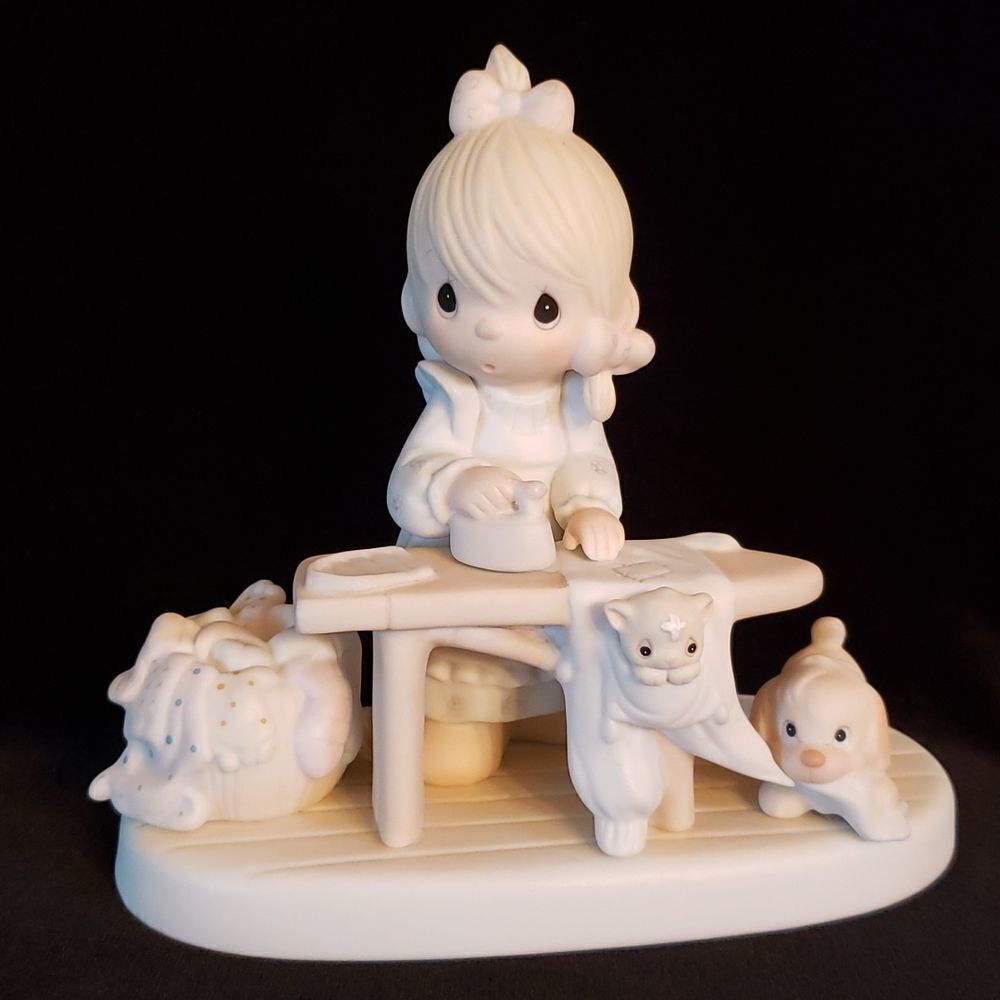 Vintage Precious Moments Porcelain Figurine 1982 "Press On" E-9265